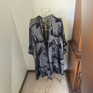Chico’s black and white wrap one size 87% cotton